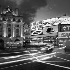 PICCADILLY CIRCUS
